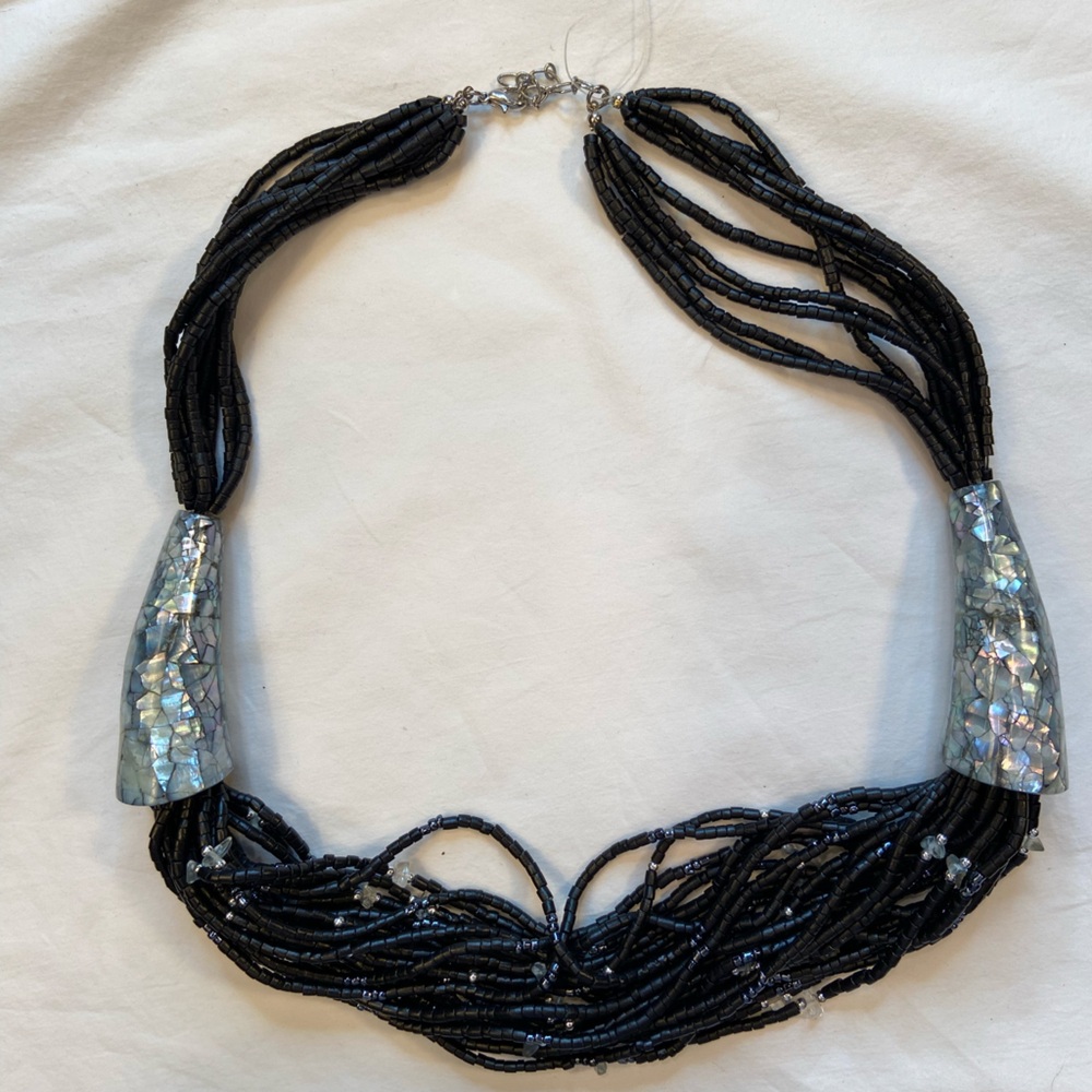 Necklace with horn shell and crystal and black beads, NWT